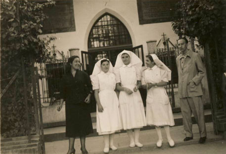 Equipo de enfermería del antiguo Hospital Sanjurjo (Valencia)