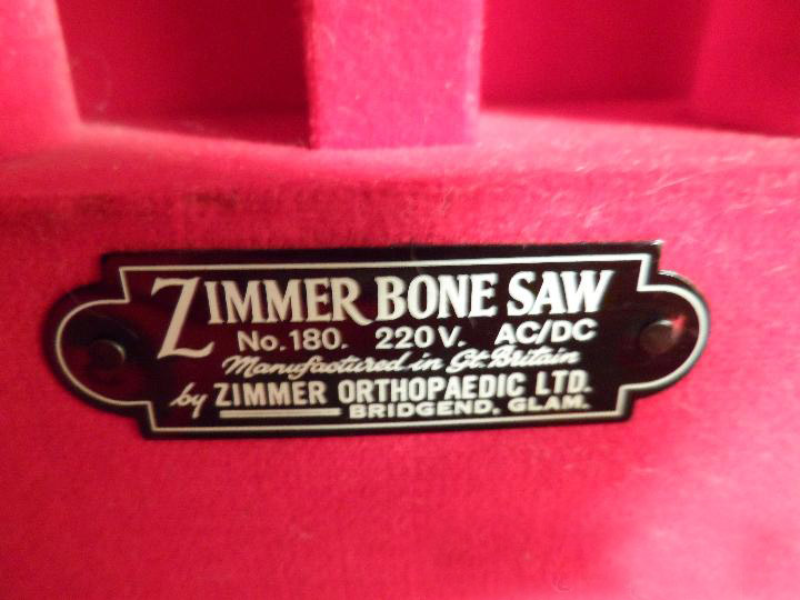 Taladro-sierra quirúrgicos